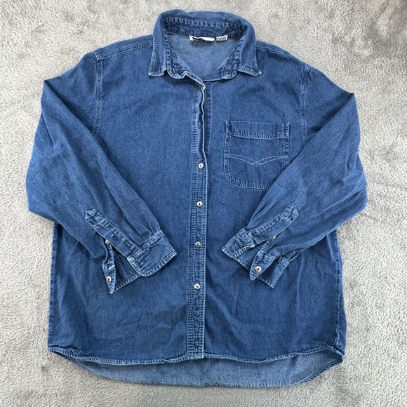 Goodfellow Clothing Company Denim Shirt Blue Long Sleeve Button Down Women Large - Picture 2 of 11